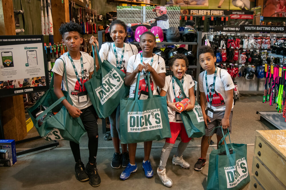 What Nike's Earnings Say About Foot Locker, Dick's Sporting Goods – Footwear  News