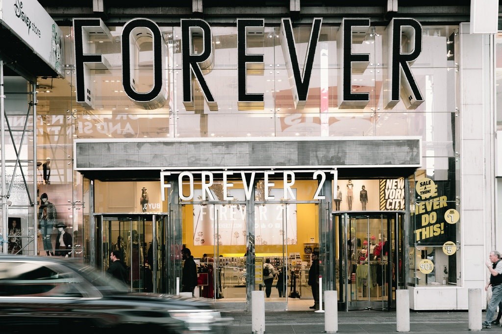 From Fast Fashion Empire To Bankruptcy Story Of Forever 21-fig 3